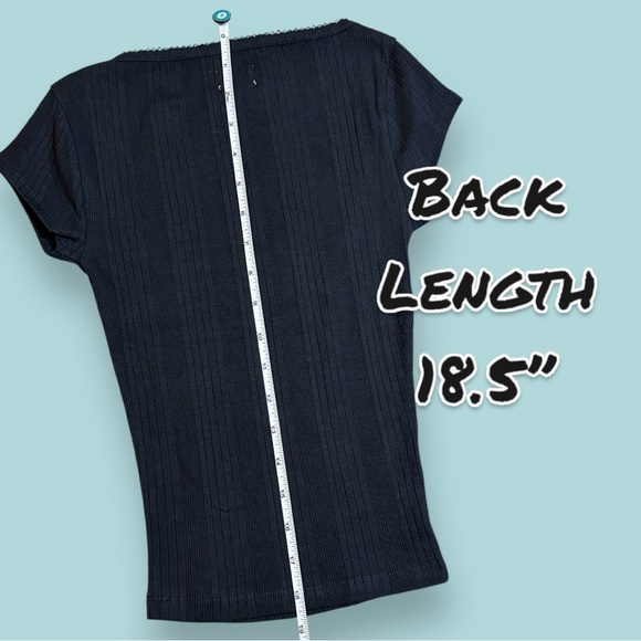 NWOT Urban Outfitters BDG Short Sleeved Ribbed Square Neck T in Black. Size XS - Picture 6 of 7